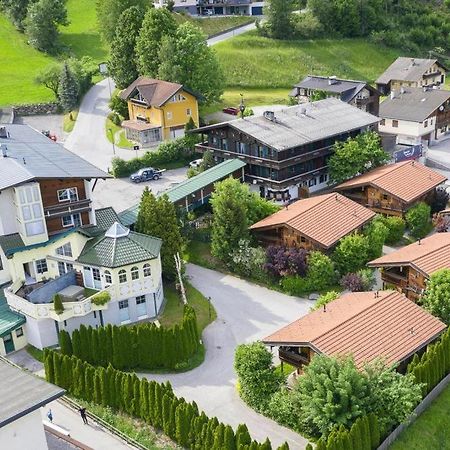 Apartment In Fuegen With A Shared Wellness Экстерьер фото